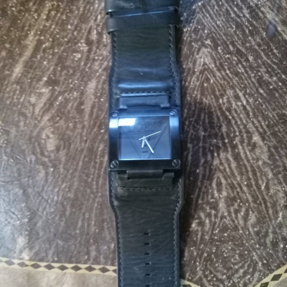Men's GUESS Quartz Black Watch